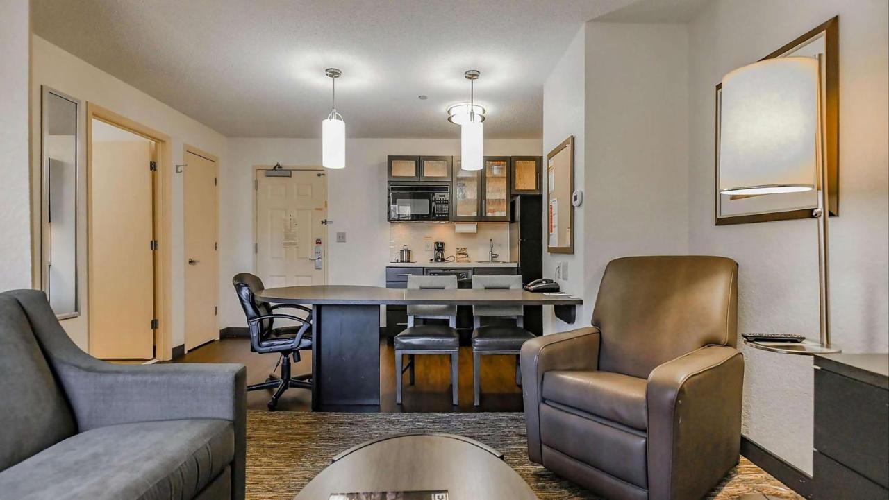 Sonesta Simply Suites Denver West Federal Center Lakewood Dış mekan fotoğraf